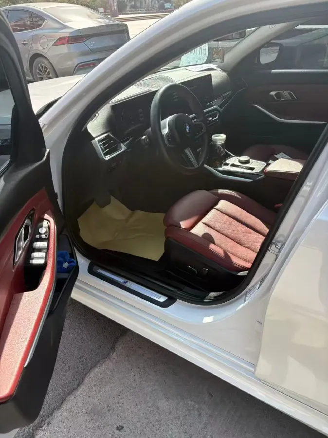 2024 BMW 3 Series 2.0T 156HP L4 8AT,autocango,china used car exporter,china ev exporter,chinese used car exporter,chinese used ev exporter