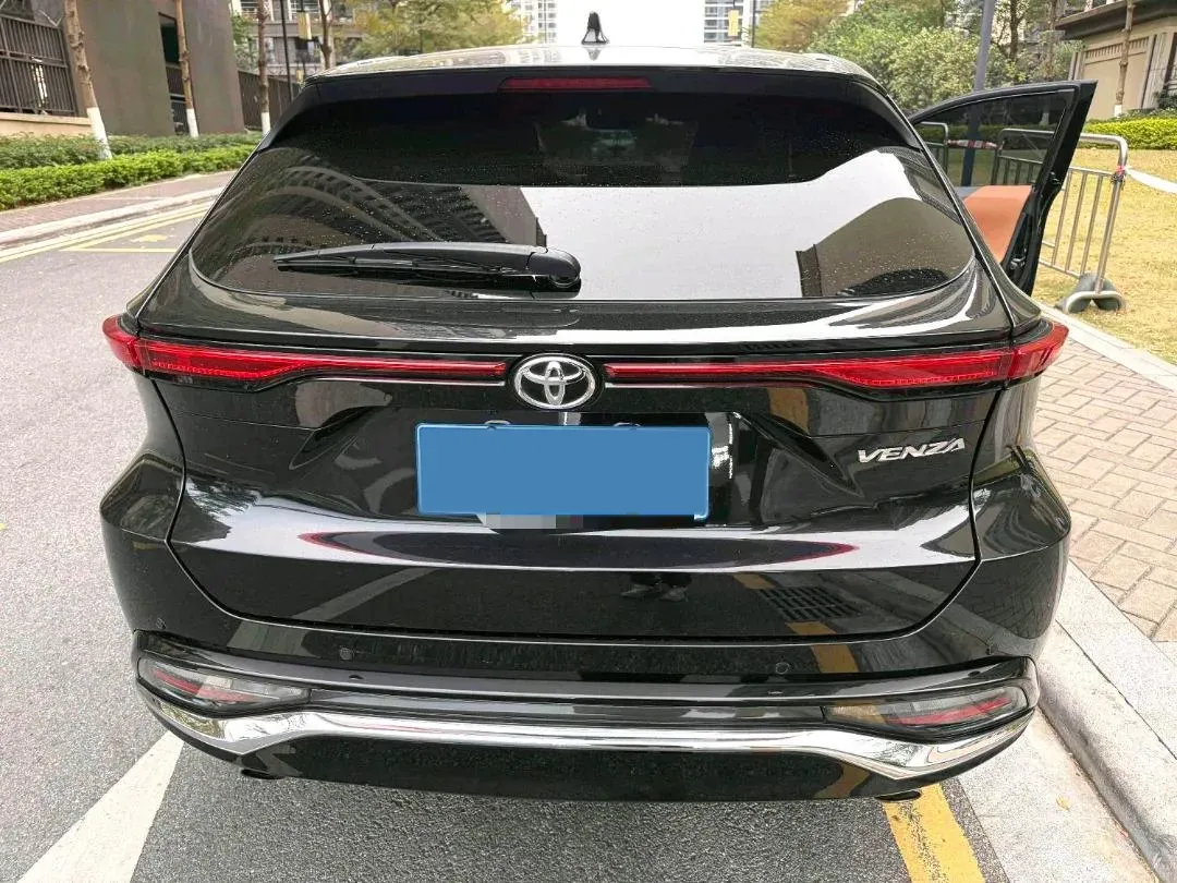 2022 Toyota Venza 2.0L 171HP L4 CVT,autocango,china used car exporter,china ev exporter,chinese used car exporter,chinese used ev exporter