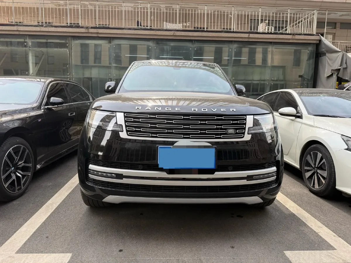 2025 Land Rover Range Rover 3.0T 400HP L6 8AT,autocango,china used car exporter,china ev exporter,chinese used car exporter,chinese used ev exporter