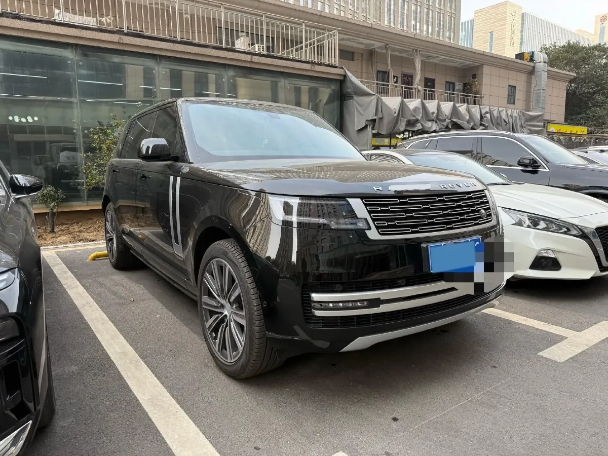 2025 Land Rover Range Rover 3.0T 400HP L6 8AT,autocango,china used car exporter,china ev exporter,chinese used car exporter,chinese used ev exporter