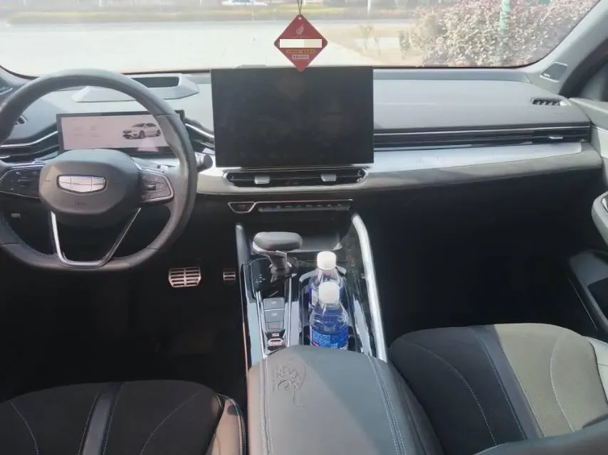 2025 Geely Preface 2.0T 238HP L4 8AT,autocango,china used car exporter,china ev exporter,chinese used car exporter,chinese used ev exporter