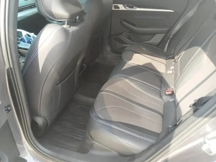 2025 Geely Preface 2.0T 238HP L4 8AT,autocango,china used car exporter,china ev exporter,chinese used car exporter,chinese used ev exporter