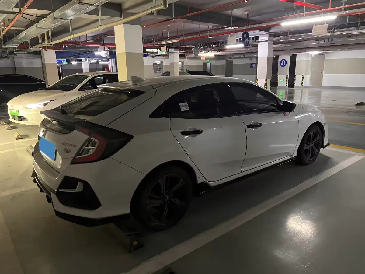 2021 Honda Civic 1.5T 177HP L4 CVT,autocango,china used car exporter,china ev exporter,chinese used car exporter,chinese used ev exporter