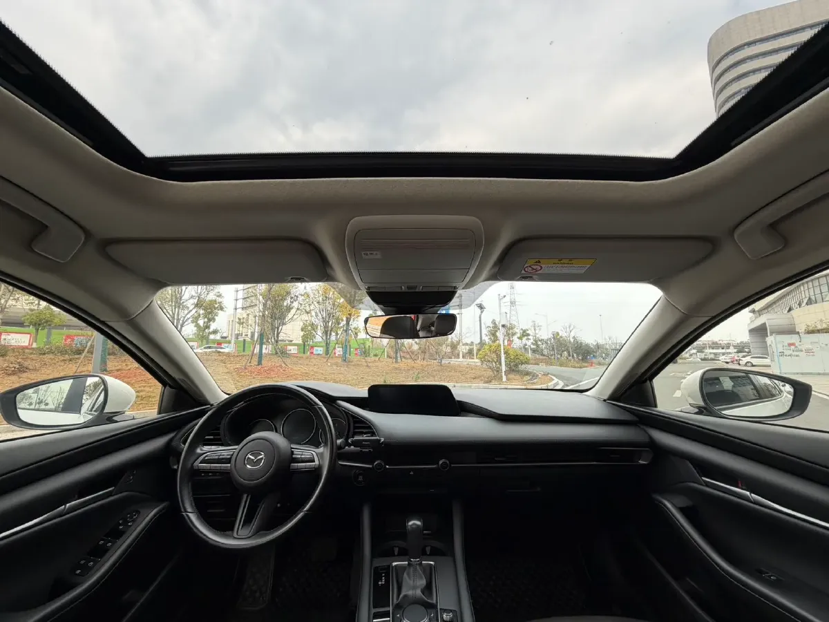 2020 Mazda 3 Axela 1.5L 117HP L4 6AT,autocango,china used car exporter,china ev exporter,chinese used car exporter,chinese used ev exporter