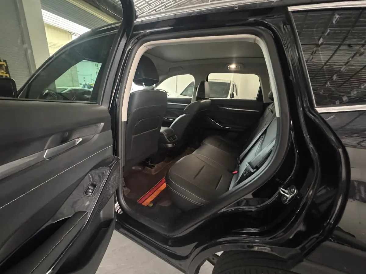 2022 Haval H6 1.5T 184HP L4 7DCT,autocango,china used car exporter,china ev exporter,chinese used car exporter,chinese used ev exporter