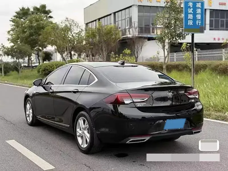 2025 Buick Regal 1.5T 169HP L4 9AT,autocango,china used car exporter,china ev exporter,chinese used car exporter,chinese used ev exporter