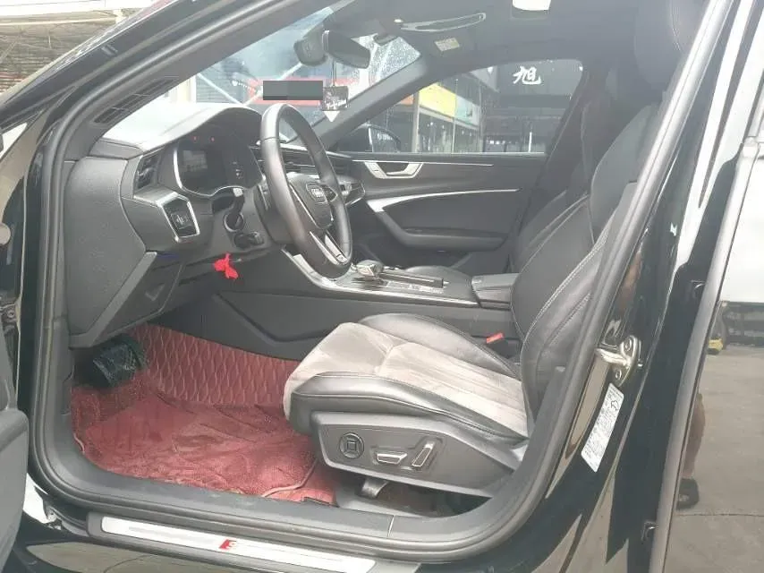 2024 Audi A6L 2.0T 245HP L4 7DCT,autocango,china used car exporter,china ev exporter,chinese used car exporter,chinese used ev exporter