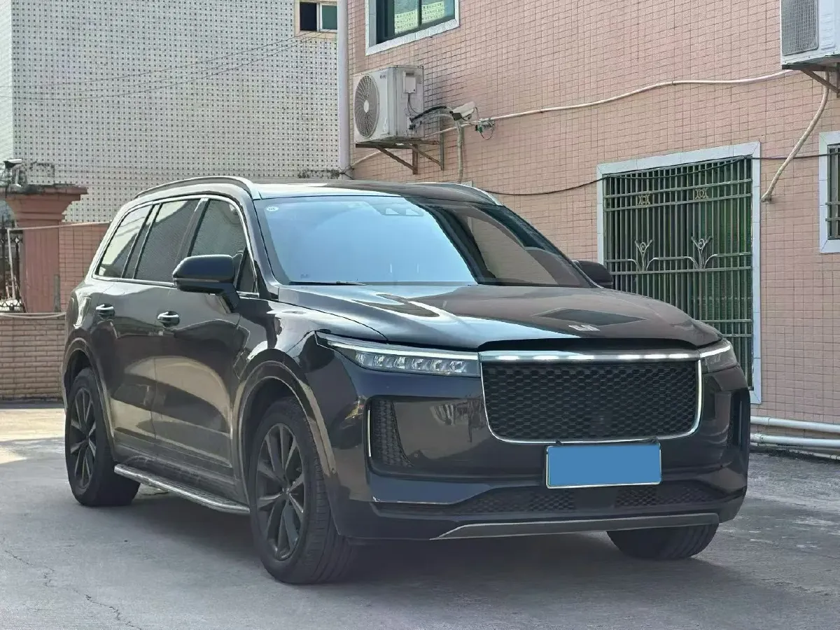 2020 Li ONE Range Extended 131HP REEV 40.5KWH,autocango,china used car exporter,china ev exporter,chinese used car exporter,chinese used ev exporter