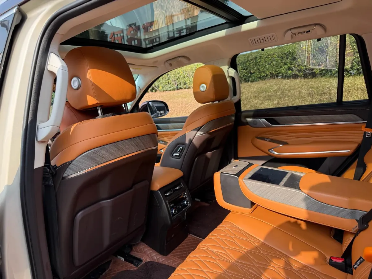 2023 Tank 500 3.0T 360HP V6 9AT,autocango,china used car exporter,china ev exporter,chinese used car exporter,chinese used ev exporter