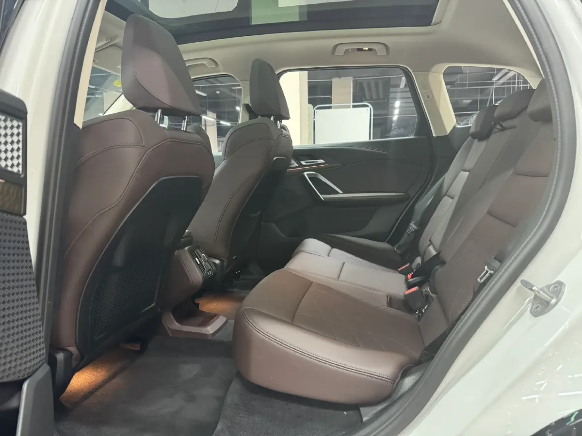 2023 BMW iX1 BEV 66.45KWH,autocango,china used car exporter,china ev exporter,chinese used car exporter,chinese used ev exporter