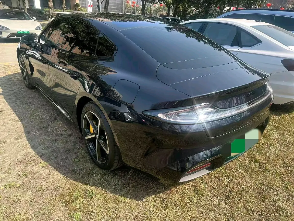 2024 MI SU7 BEV 101KWH,autocango,china used car exporter,china ev exporter,chinese used car exporter,chinese used ev exporter