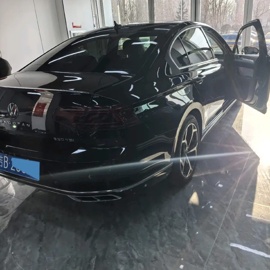 2023 Volkswagen Magotan 2.0T 186HP L4 7DCT,autocango,china used car exporter,china ev exporter,chinese used car exporter,chinese used ev exporter