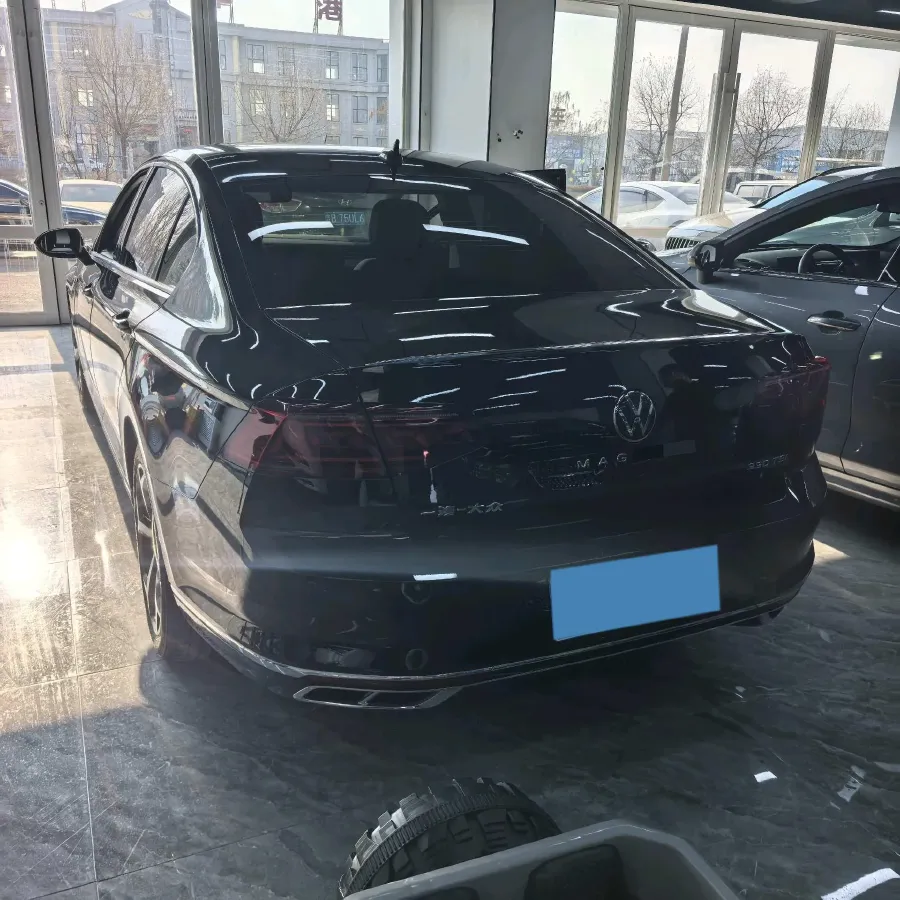 2023 Volkswagen Magotan 2.0T 186HP L4 7DCT,autocango,china used car exporter,china ev exporter,chinese used car exporter,chinese used ev exporter