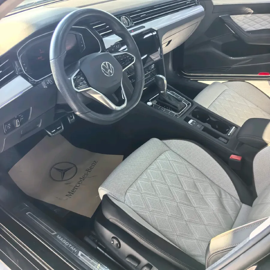 2023 Volkswagen Magotan 2.0T 186HP L4 7DCT,autocango,china used car exporter,china ev exporter,chinese used car exporter,chinese used ev exporter