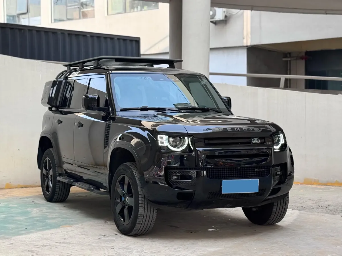 2022 Land Rover Defender 3.0T 400HP L6 8AT,autocango,china used car exporter,china ev exporter,chinese used car exporter,chinese used ev exporter