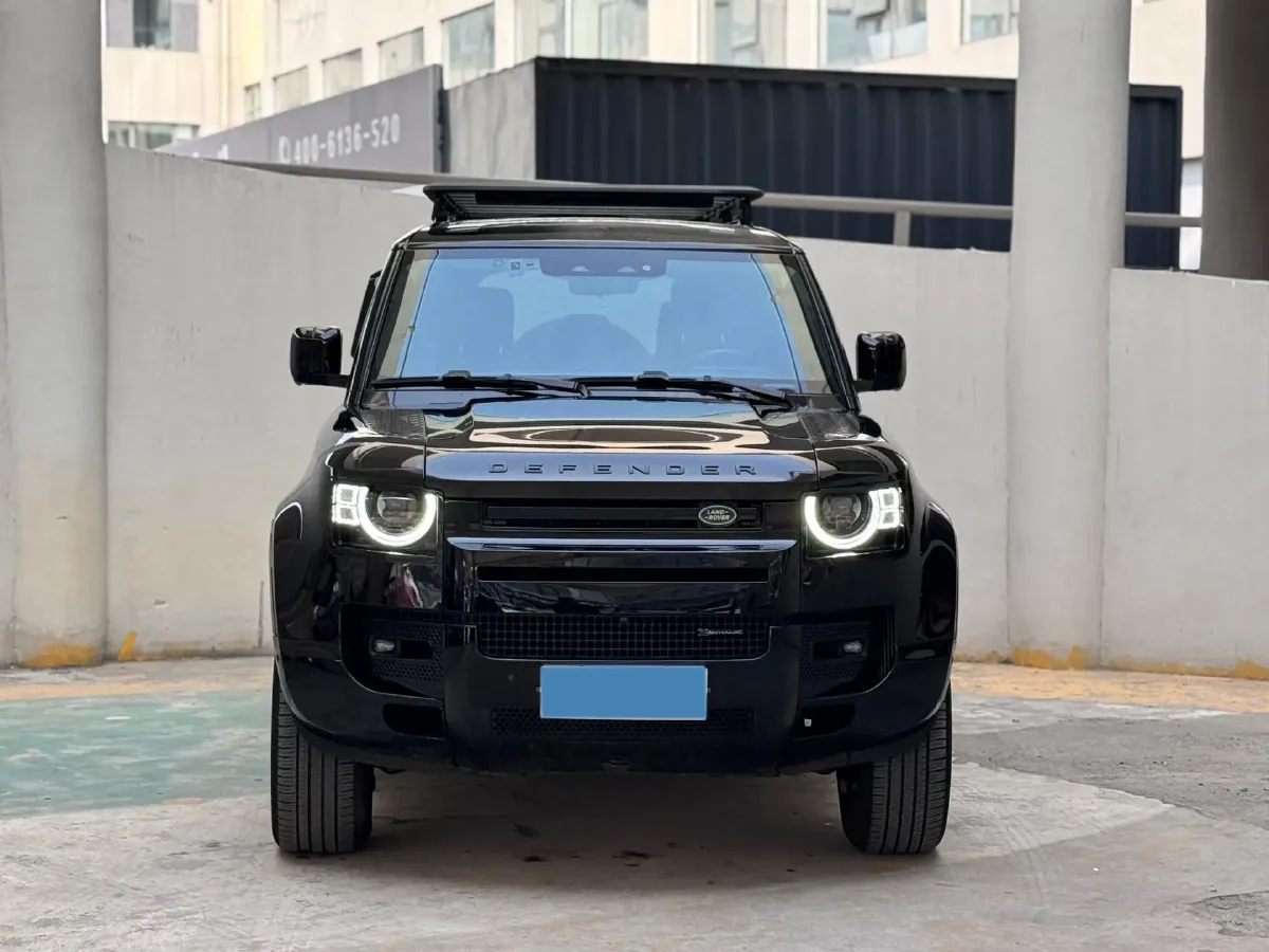 2022 Land Rover Defender 3.0T 400HP L6 8AT,autocango,china used car exporter,china ev exporter,chinese used car exporter,chinese used ev exporter