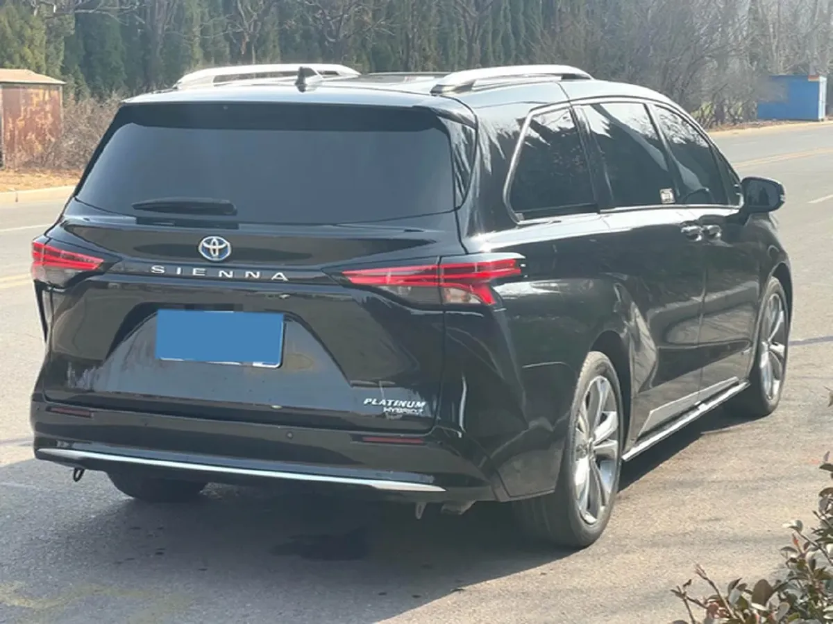 2023 Toyota Sienna 2.5L 189HP L4 E-CVT Hybrid,autocango,china used car exporter,china ev exporter,chinese used car exporter,chinese used ev exporter