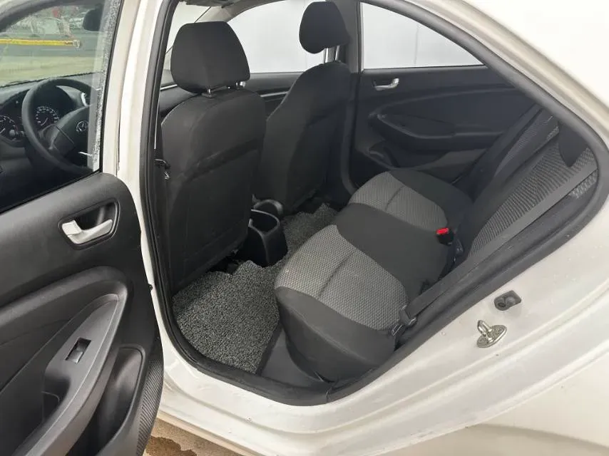 2020 Hyundai Reina 1.4L 95HP L4 5MT,autocango,china used car exporter,china ev exporter,chinese used car exporter,chinese used ev exporter