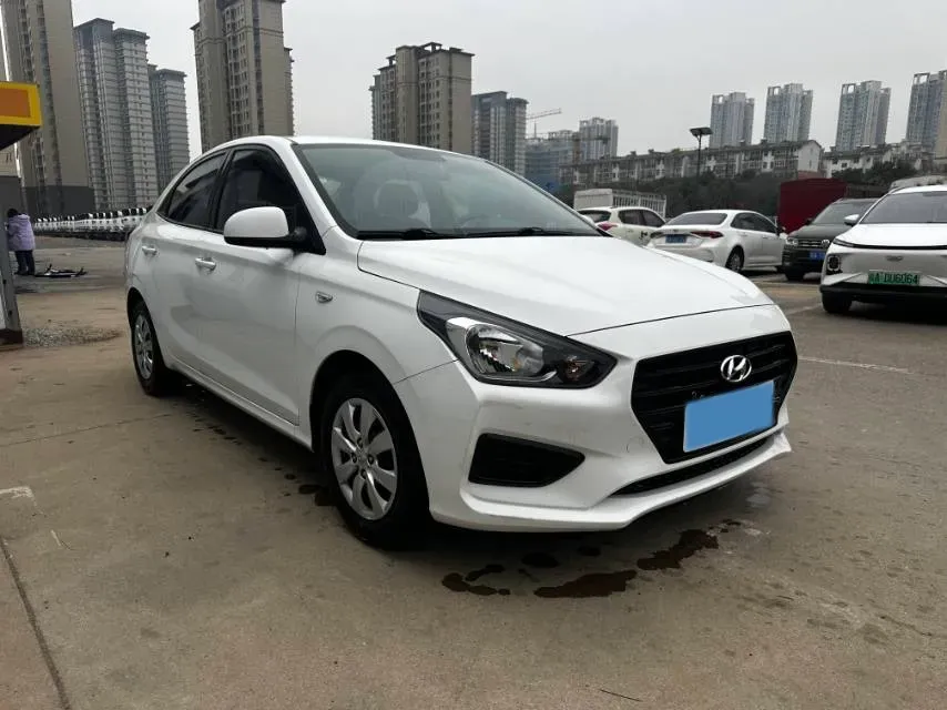 2020 Hyundai Reina 1.4L 95HP L4 5MT,autocango,china used car exporter,china ev exporter,chinese used car exporter,chinese used ev exporter