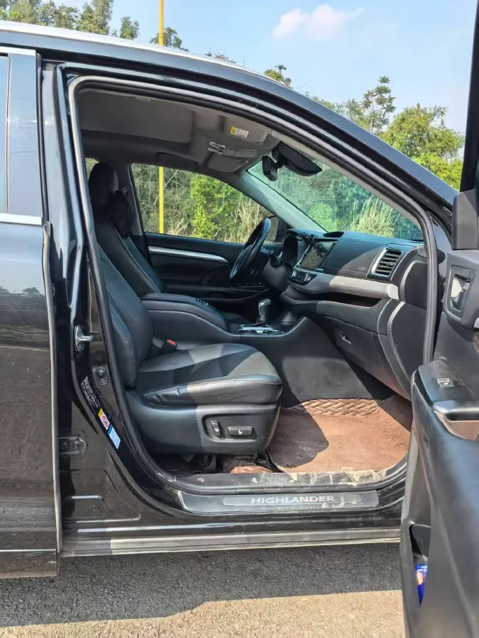 2019 Mazda CX-8 2.5L 192HP L4 6AT,autocango,china used car exporter,china ev exporter,chinese used car exporter,chinese used ev exporter