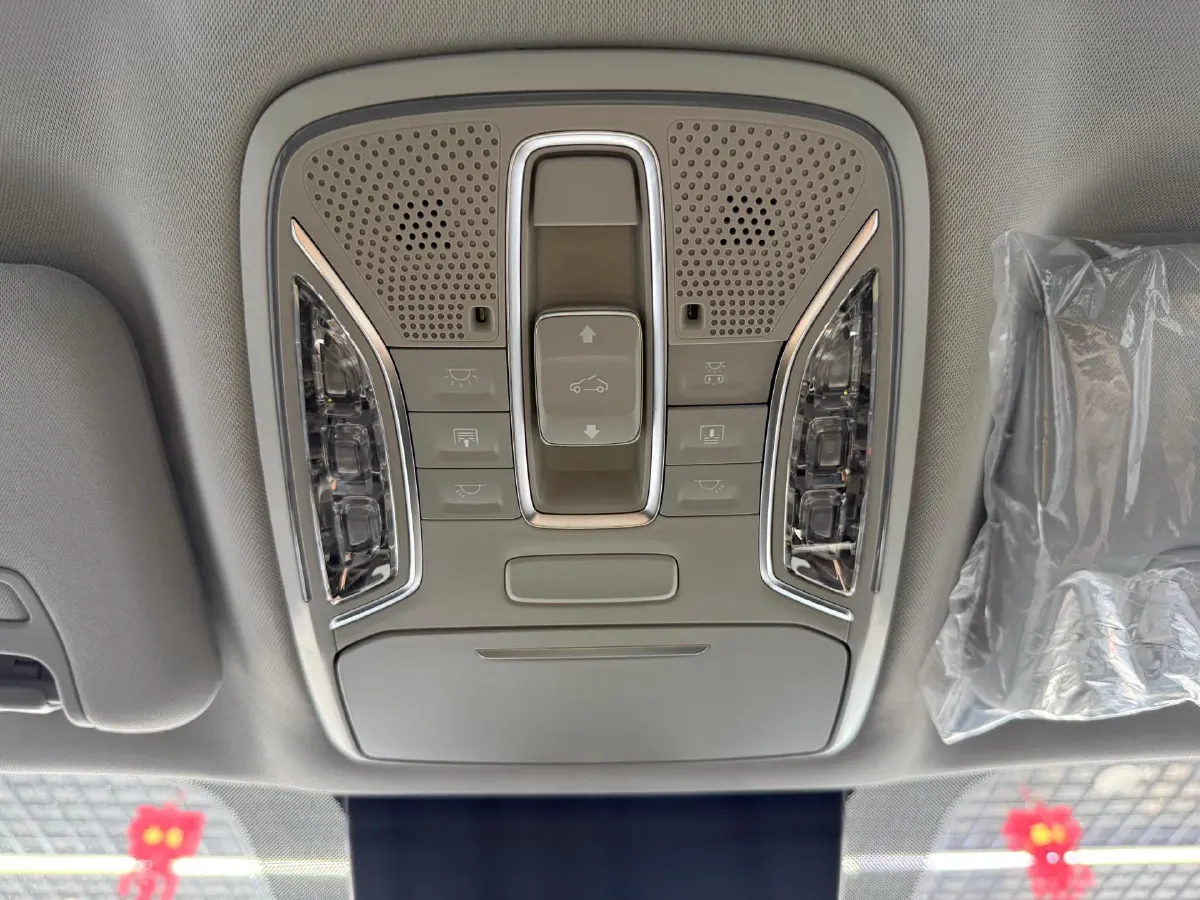 2021 GAC Trumpchi M6 1.5T 169HP L4 7DCT,autocango,china used car exporter,china ev exporter,chinese used car exporter,chinese used ev exporter