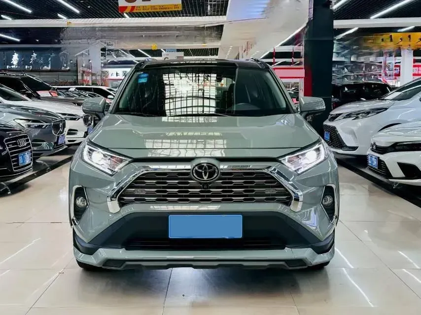2020 Toyota RAV4 2.0L 171HP L4 CVT,autocango,china used car exporter,china ev exporter,chinese used car exporter,chinese used ev exporter