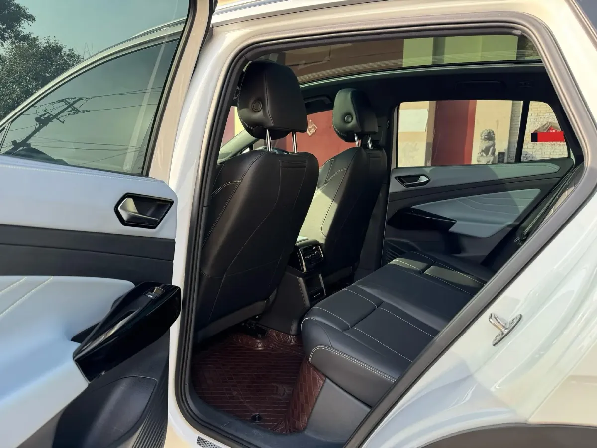 2024 Volkswagen ID.4 X BEV 52.8KWH,autocango,china used car exporter,china ev exporter,chinese used car exporter,chinese used ev exporter