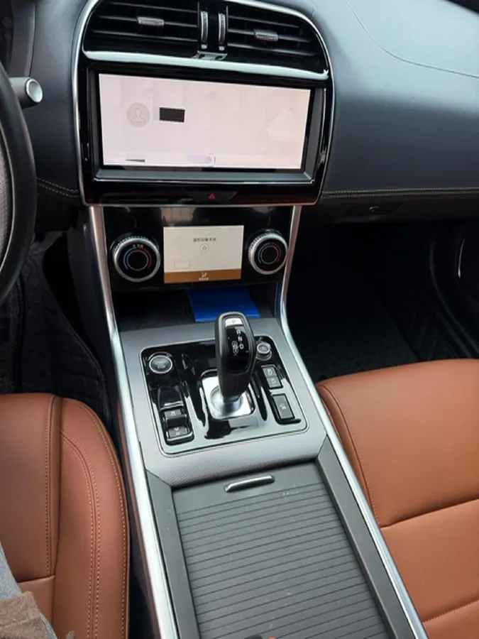 2023 Jaguar XEL 2.0T 250HP L4 8AT,autocango,china used car exporter,china ev exporter,chinese used car exporter,chinese used ev exporter