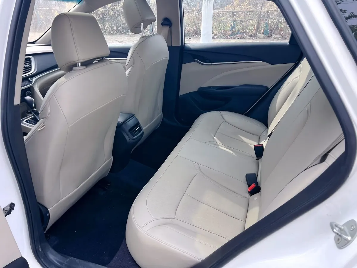 2020 Buick Encore 1.0T 125HP L3 6AT,autocango,china used car exporter,china ev exporter,chinese used car exporter,chinese used ev exporter