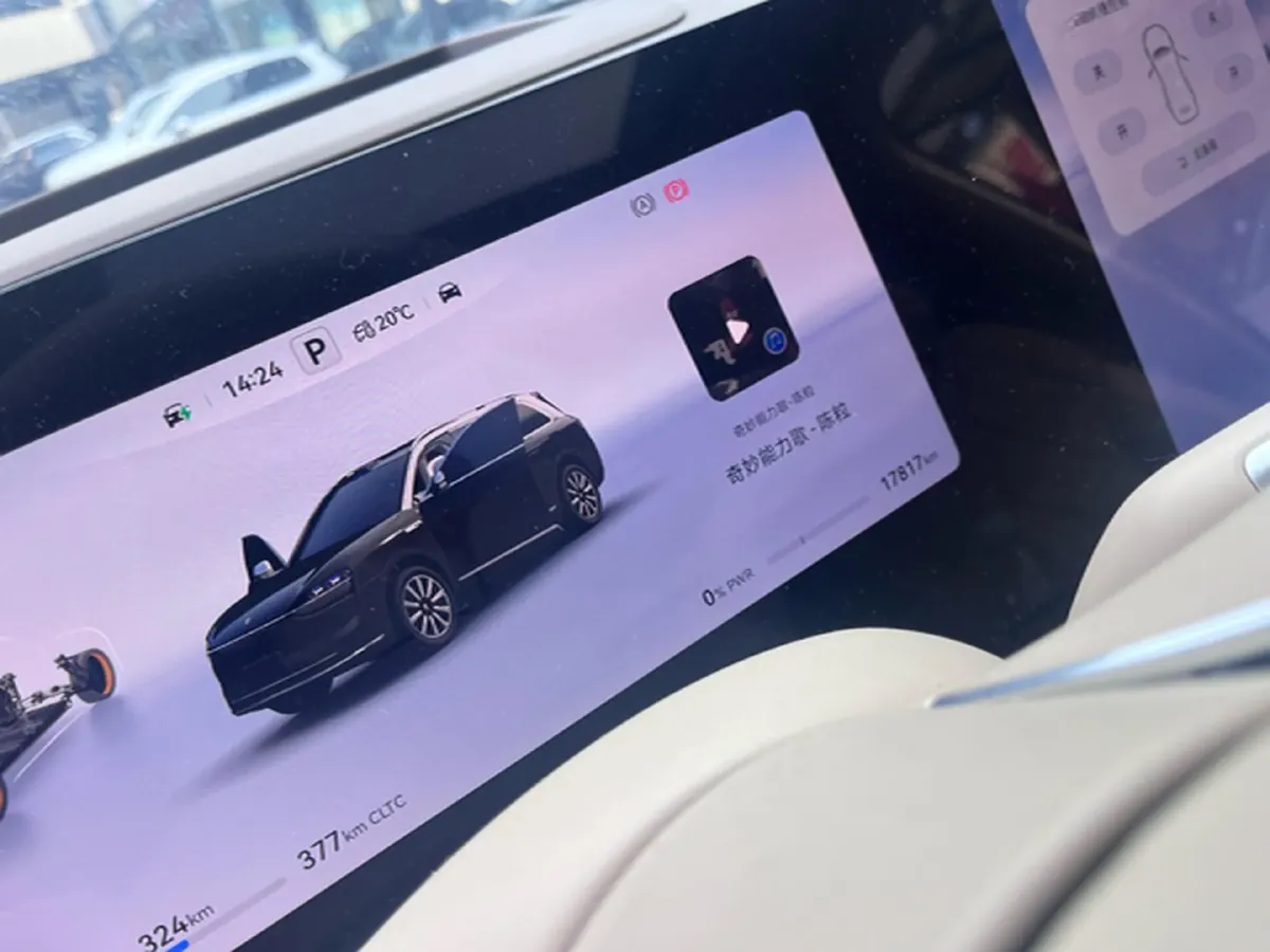 2025 AITO AITO M9 REEV 160HP REEV 52KWH,autocango,china used car exporter,china ev exporter,chinese used car exporter,chinese used ev exporter