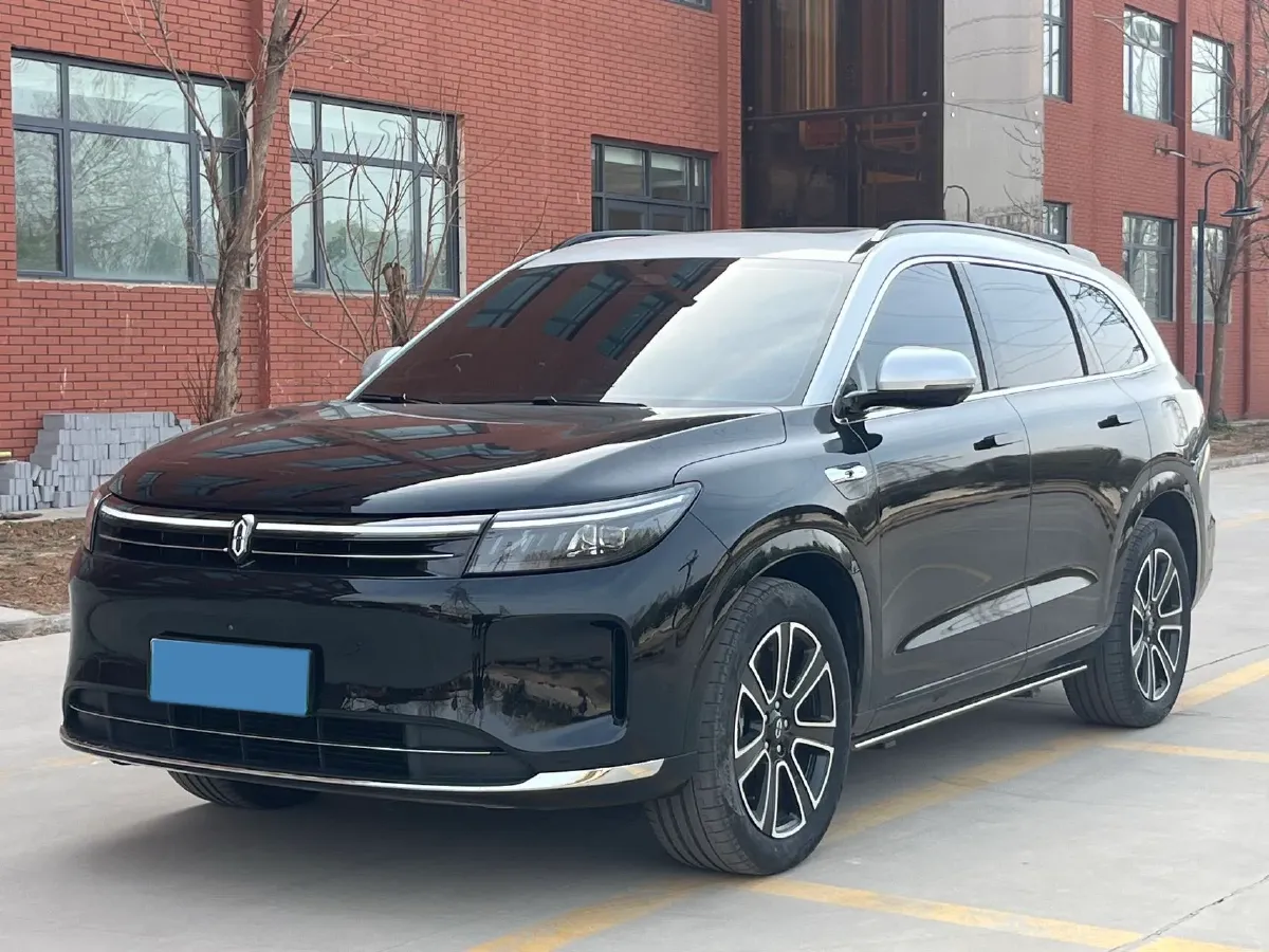 2024 AITO AITO M7 1.5T 152HP L4 REEV 42KWH,autocango,china used car exporter,china ev exporter,chinese used car exporter,chinese used ev exporter