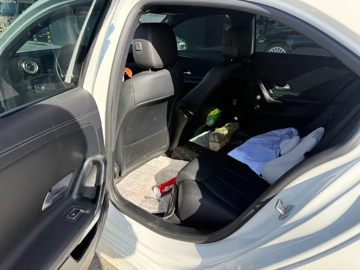 2022 Mercedes-Benz A Class 1.3T 163HP L4 7DCT,autocango,china used car exporter,china ev exporter,chinese used car exporter,chinese used ev exporter
