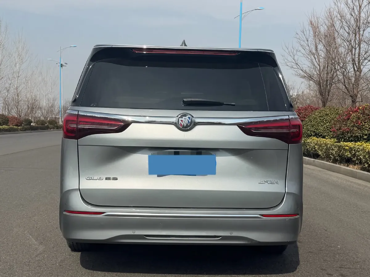 2023 Buick GL8 2.0T 237HP L4 9AT,autocango,china used car exporter,china ev exporter,chinese used car exporter,chinese used ev exporter