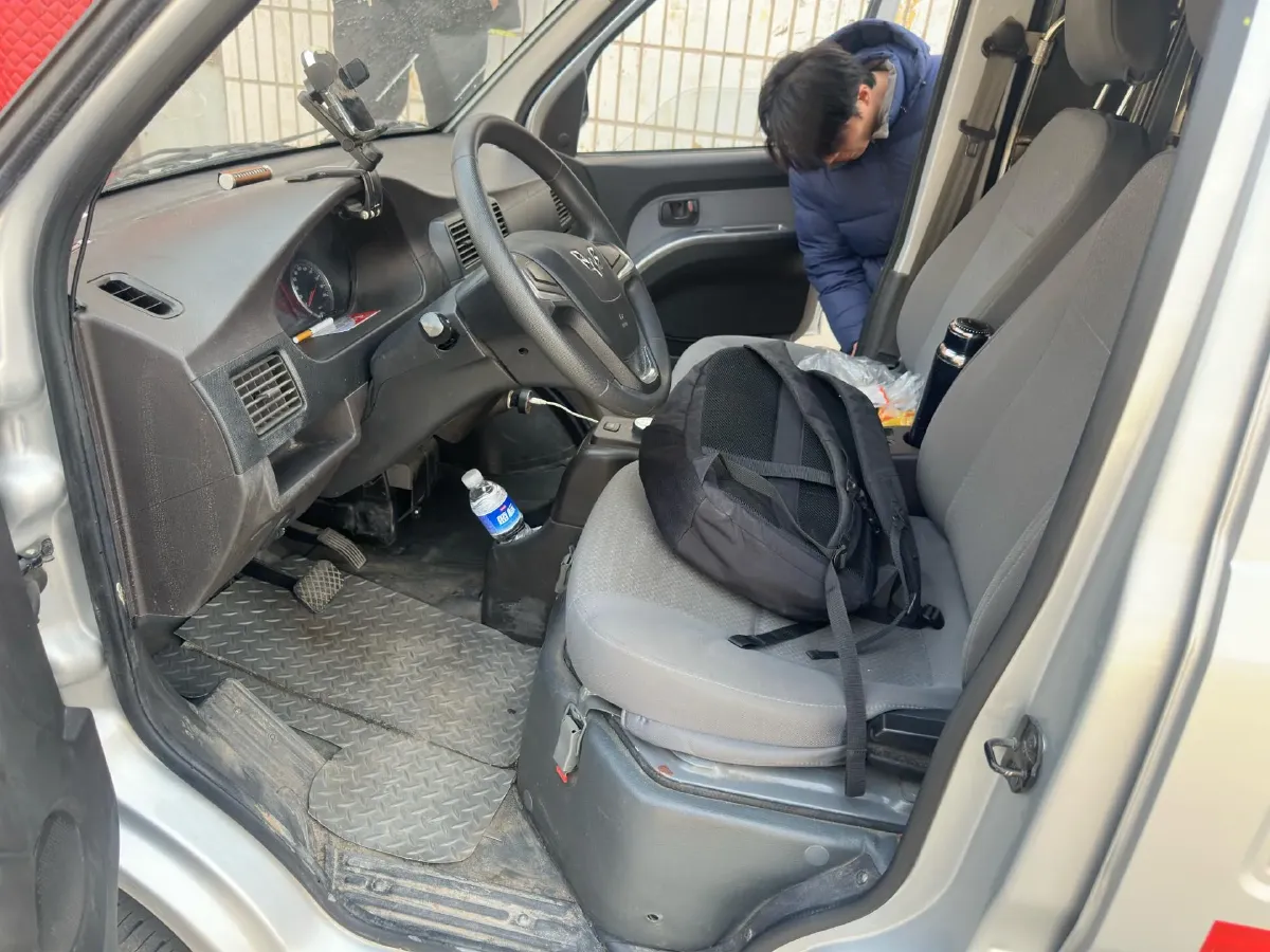 2023 WuLing RongGuang EV BEV 31.9KWH,autocango,china used car exporter,china ev exporter,chinese used car exporter,chinese used ev exporter