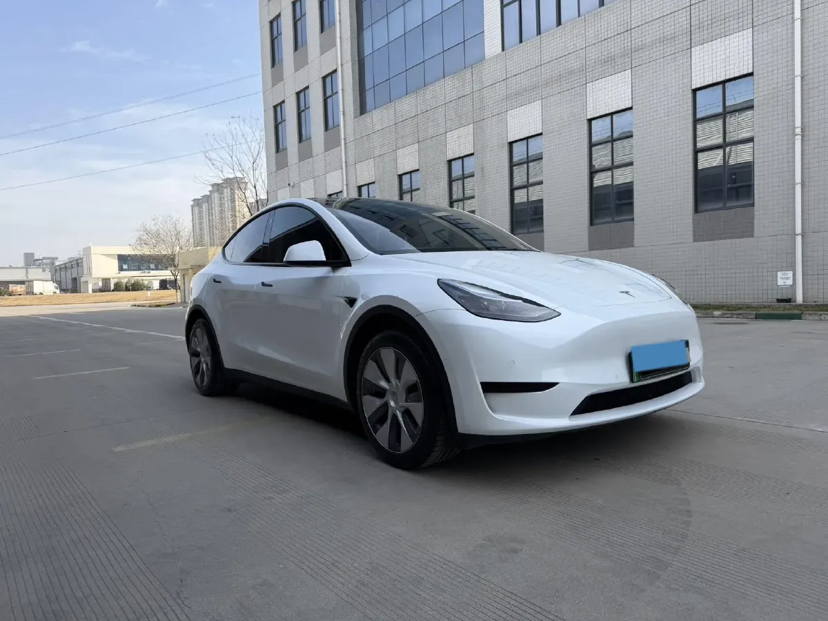 2022 Tesla Model Y BEV 60KWH,autocango,china used car exporter,china ev exporter,chinese used car exporter,chinese used ev exporter