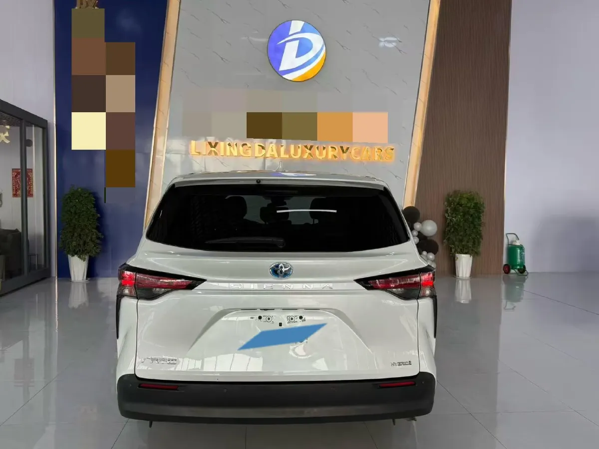2023 Toyota Sienna 2.5L 189HP L4 E-CVT Hybrid,autocango,china used car exporter,china ev exporter,chinese used car exporter,chinese used ev exporter