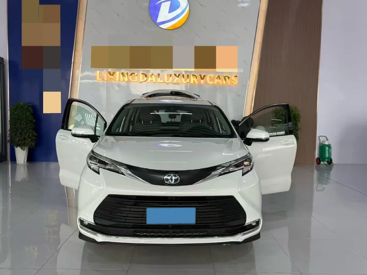 2023 Toyota Sienna 2.5L 189HP L4 E-CVT Hybrid,autocango,china used car exporter,china ev exporter,chinese used car exporter,chinese used ev exporter