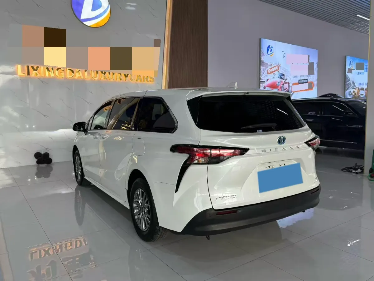 2023 Toyota Sienna 2.5L 189HP L4 E-CVT Hybrid,autocango,china used car exporter,china ev exporter,chinese used car exporter,chinese used ev exporter