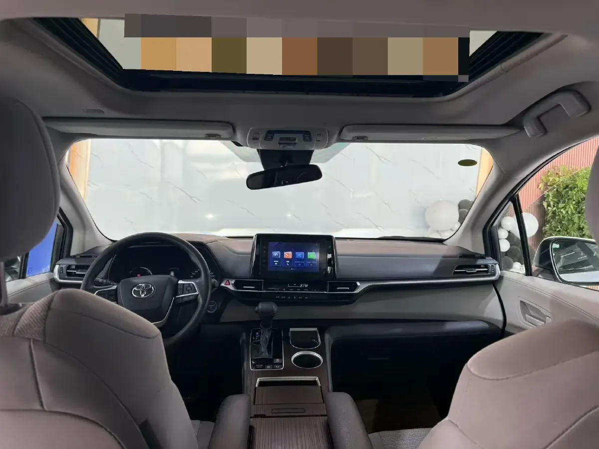 2023 Toyota Sienna 2.5L 189HP L4 E-CVT Hybrid,autocango,china used car exporter,china ev exporter,chinese used car exporter,chinese used ev exporter