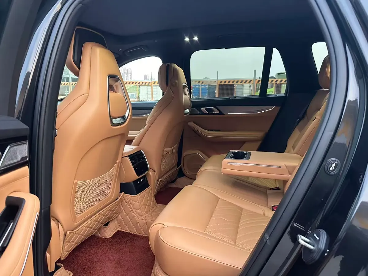 2023 LYNK&CO 09 EM-P 2.0T 254HP L4 8AT PHEV 18.83KWH,autocango,china used car exporter,china ev exporter,chinese used car exporter,chinese used ev exporter