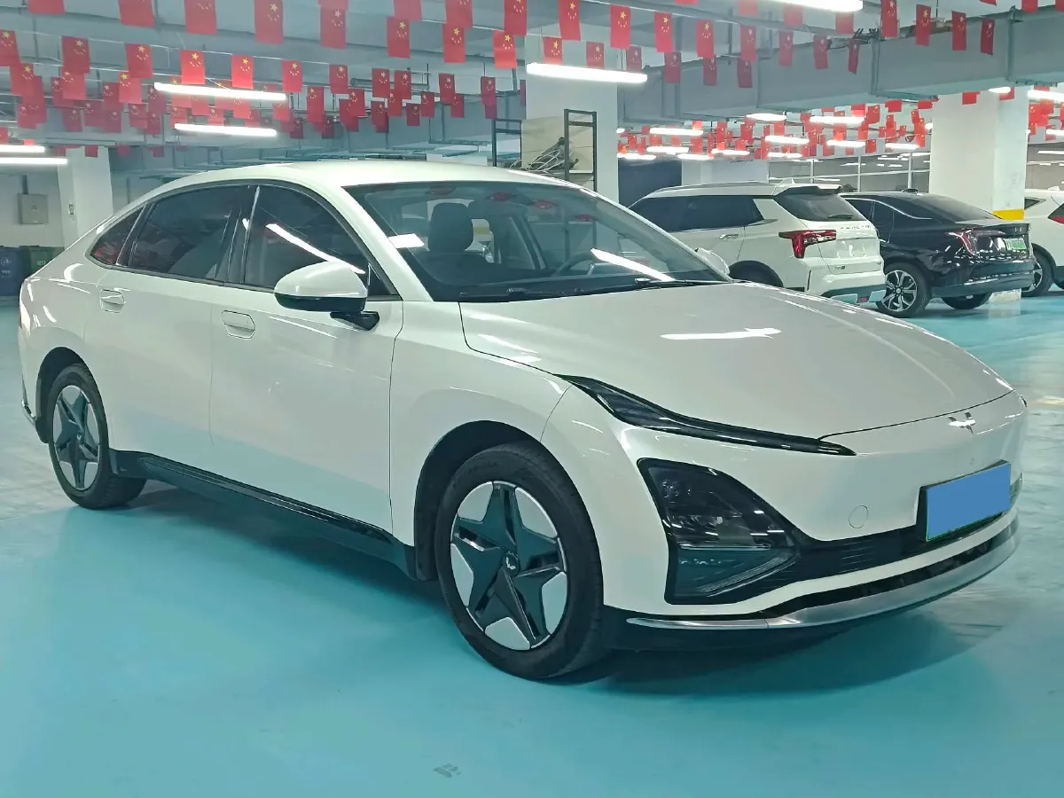 2024 WuLing E5 BEV 41.9KWH,autocango,china used car exporter,china ev exporter,chinese used car exporter,chinese used ev exporter