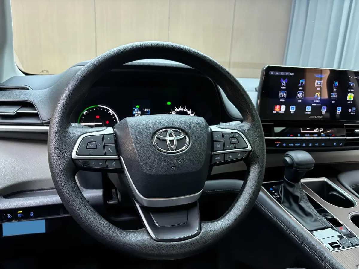 2023 Toyota Sienna 2.5L 189HP L4 E-CVT Hybrid,autocango,china used car exporter,china ev exporter,chinese used car exporter,chinese used ev exporter