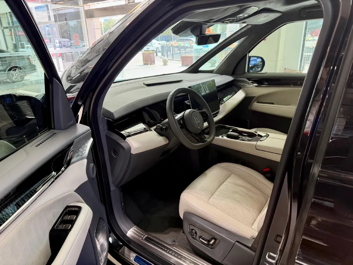 2022 Zeekr 009 BEV 116KWH,autocango,china used car exporter,china ev exporter,chinese used car exporter,chinese used ev exporter