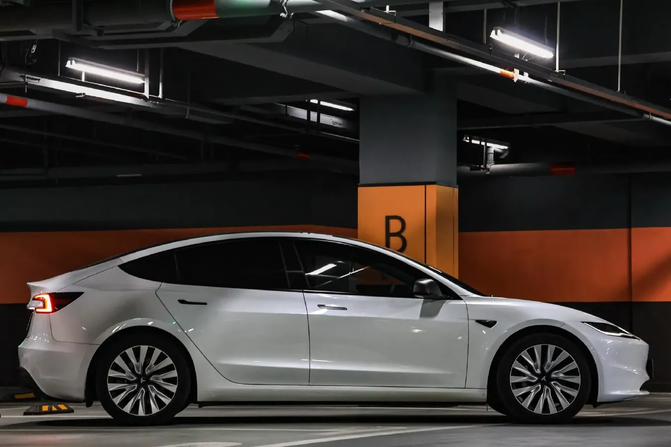 2023 Buick EnvisionPlus 2.0T 237HP L4 9AT,autocango,china used car exporter,china ev exporter,chinese used car exporter,chinese used ev exporter