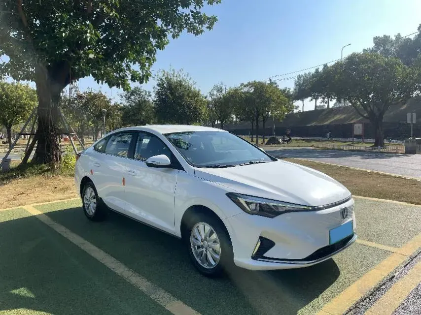 2022 ChangAn Eado BEV 47.78KWH,autocango,china used car exporter,china ev exporter,chinese used car exporter,chinese used ev exporter