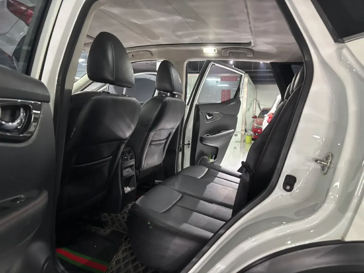 2021 Nissan Qashqai 2.0L 151HP L4 CVT,autocango,china used car exporter,china ev exporter,chinese used car exporter,chinese used ev exporter