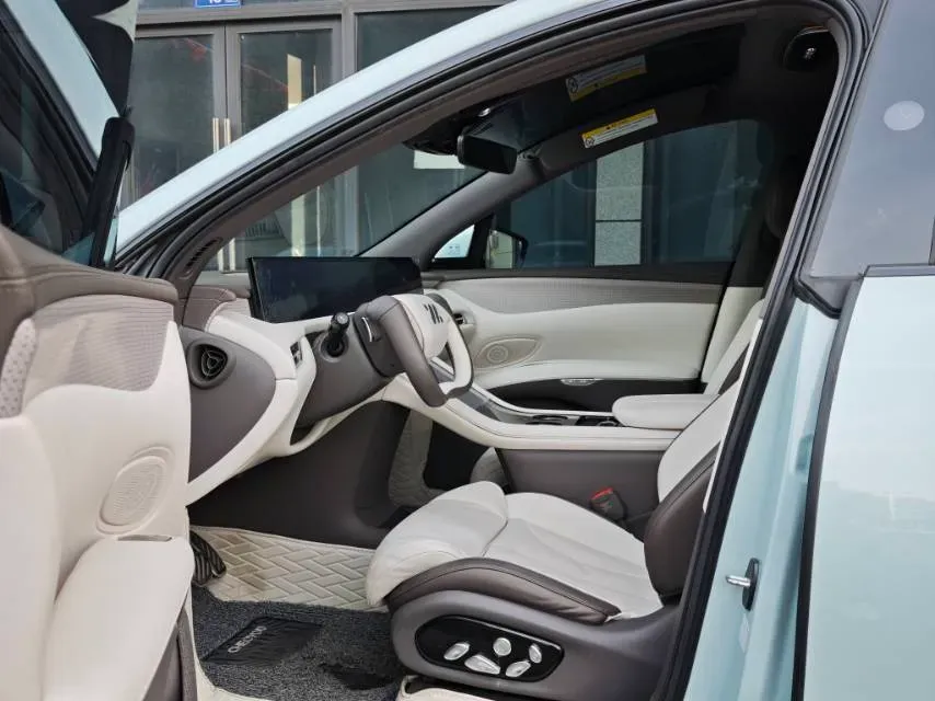 2023 IM LS7 BEV 90KWH,autocango,china used car exporter,china ev exporter,chinese used car exporter,chinese used ev exporter