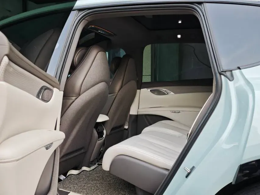 2023 IM LS7 BEV 90KWH,autocango,china used car exporter,china ev exporter,chinese used car exporter,chinese used ev exporter