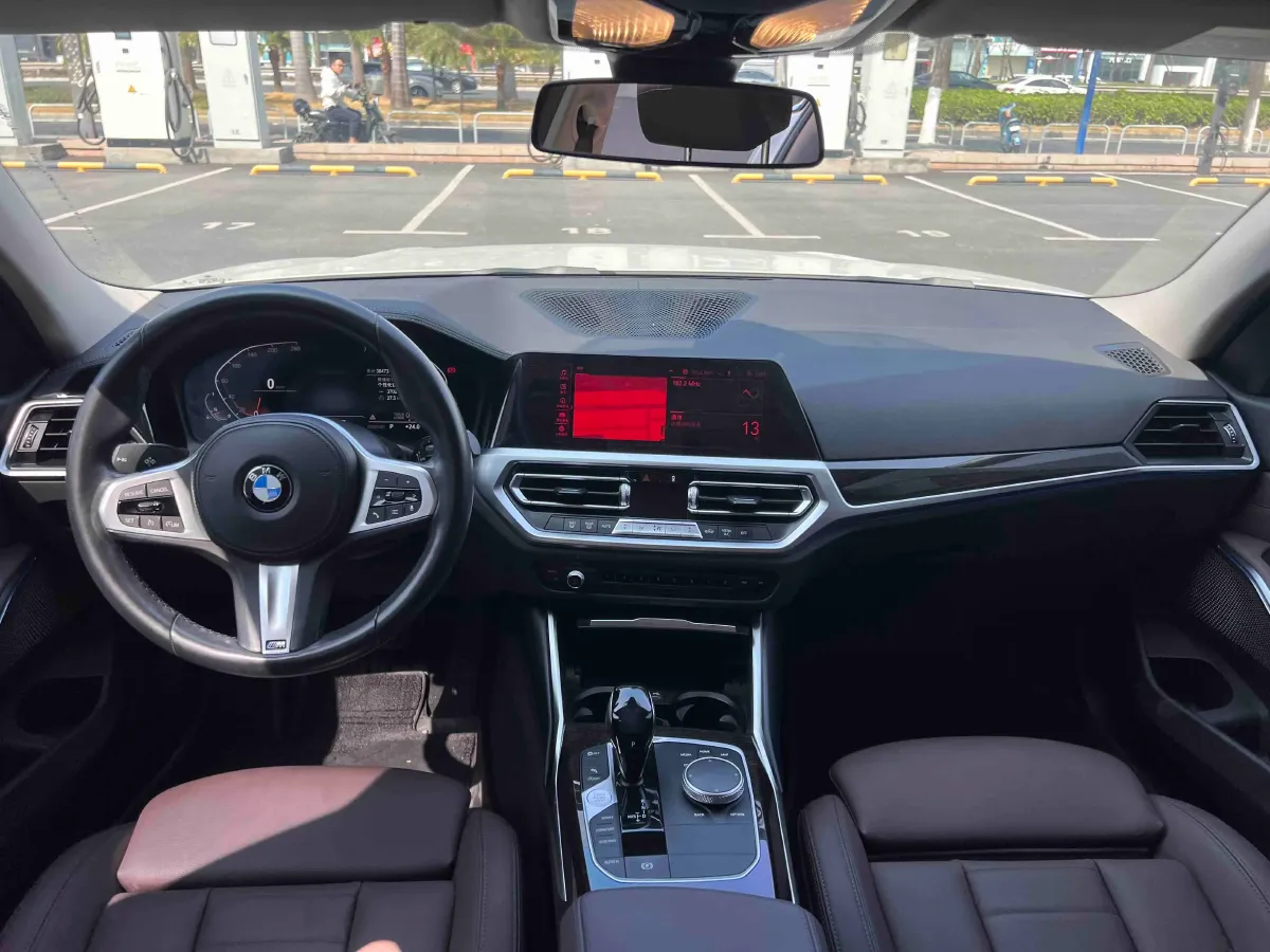 2021 BMW 3 Series 2.0T 184HP L4 8AT,autocango,china used car exporter,china ev exporter,chinese used car exporter,chinese used ev exporter