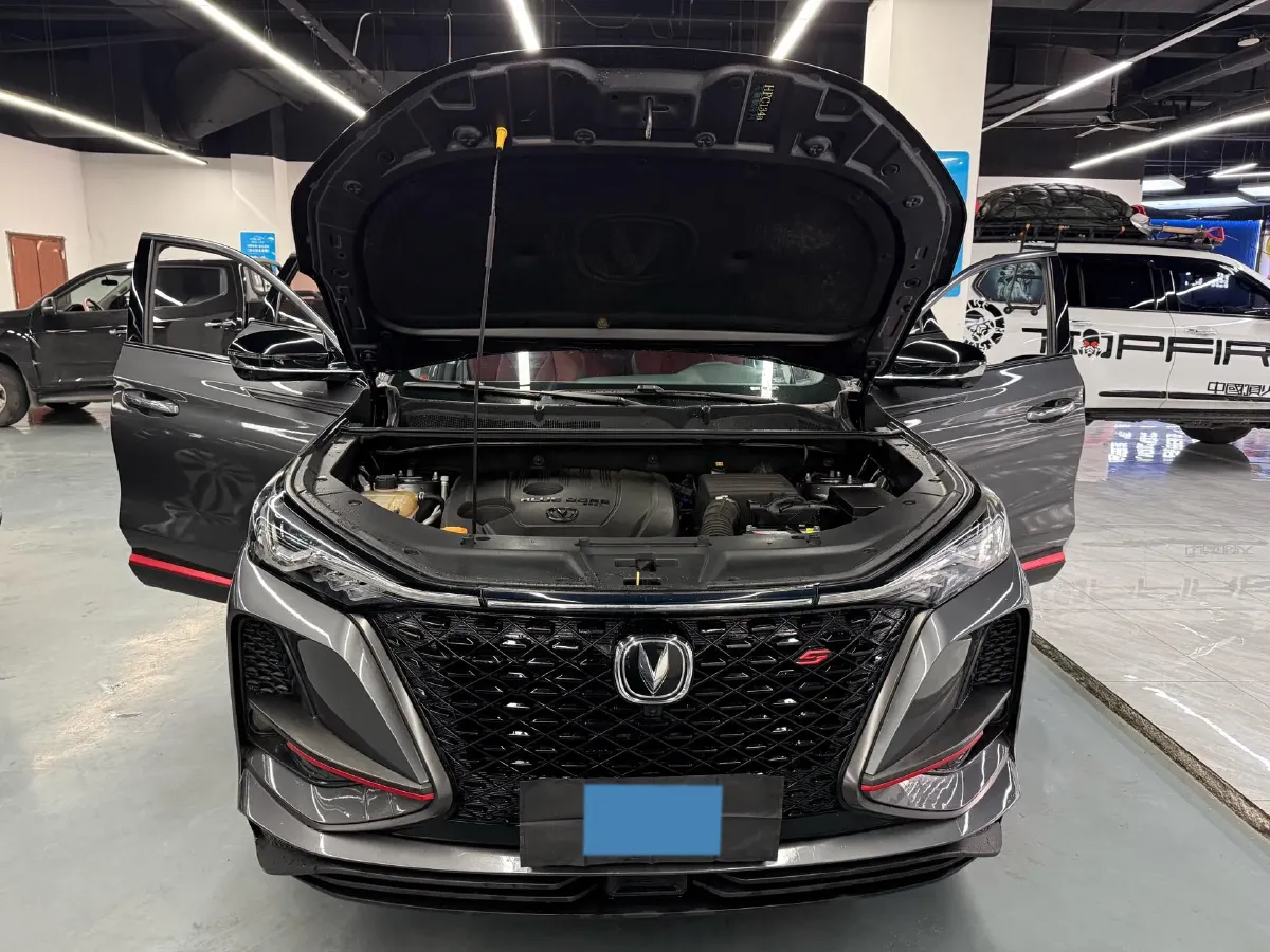 2020 ChangAn CS75 Plus 1.5T 178HP L4 6AT,autocango,china used car exporter,china ev exporter,chinese used car exporter,chinese used ev exporter